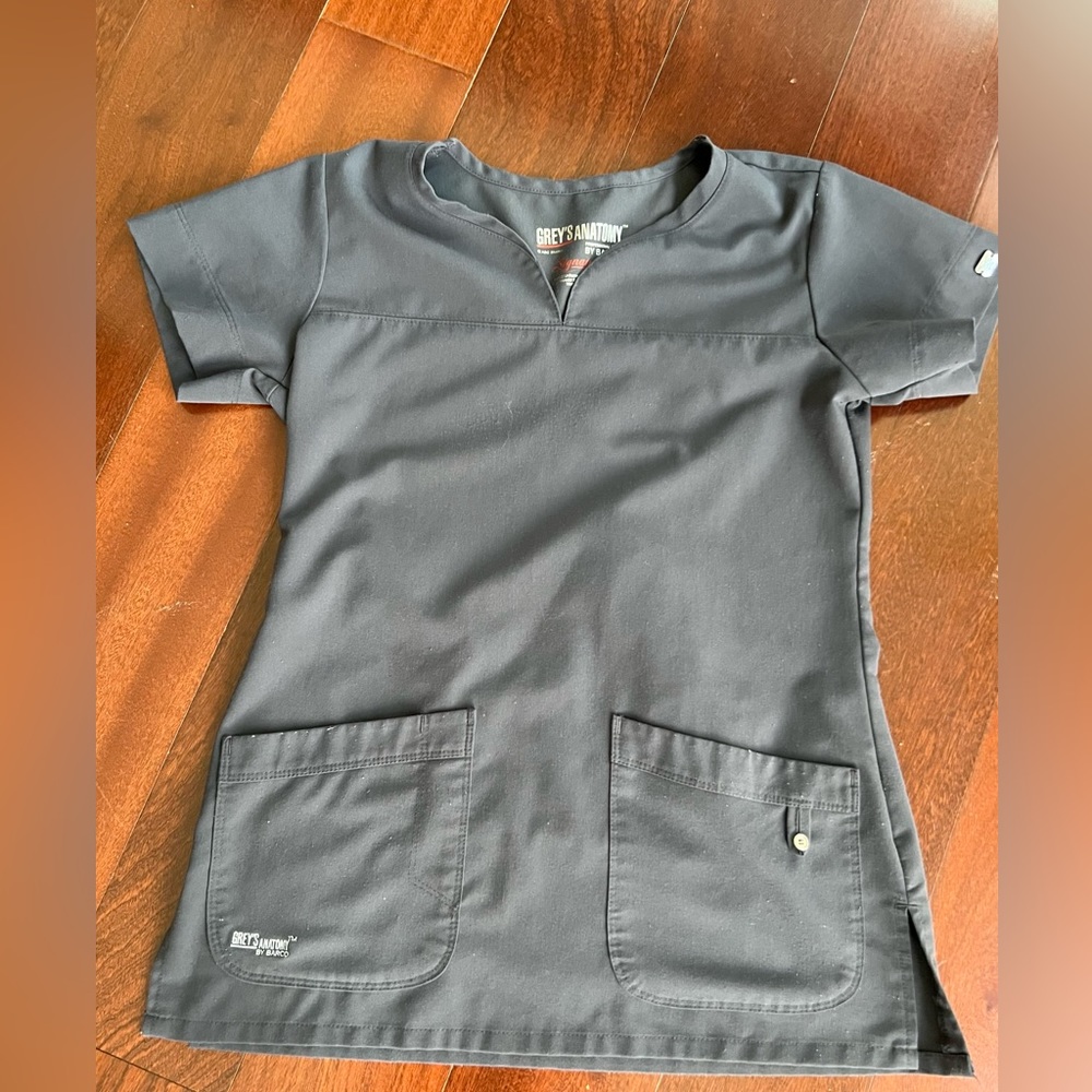 Greys Anatomy Signature Scrub Top, Gray, XS, Good Condition